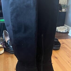 Black Over the Knee Boots for Stylish Comfort